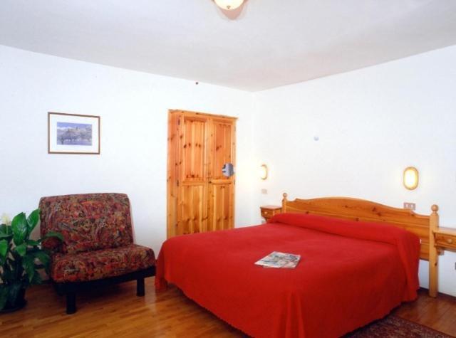 Hotel Florian Nus Chambre photo
